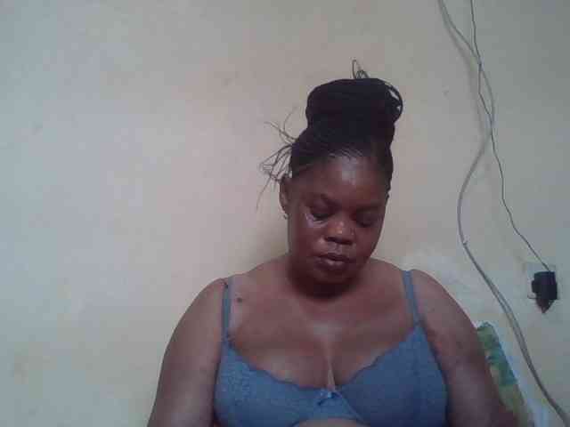 Sexydove webcam