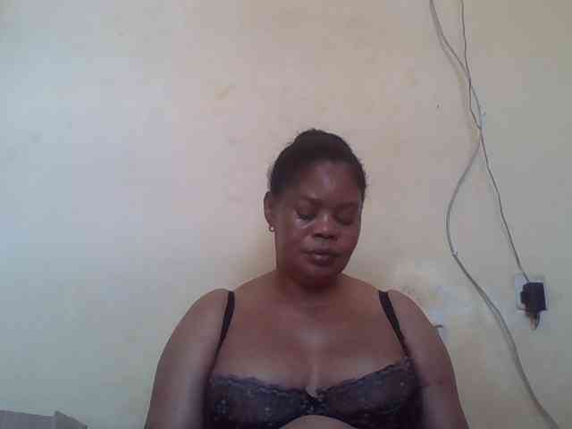 Sexydove webcam