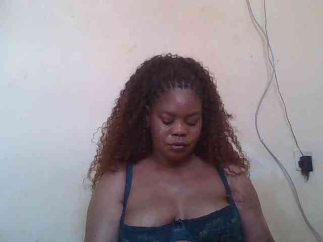 Sexydove webcam