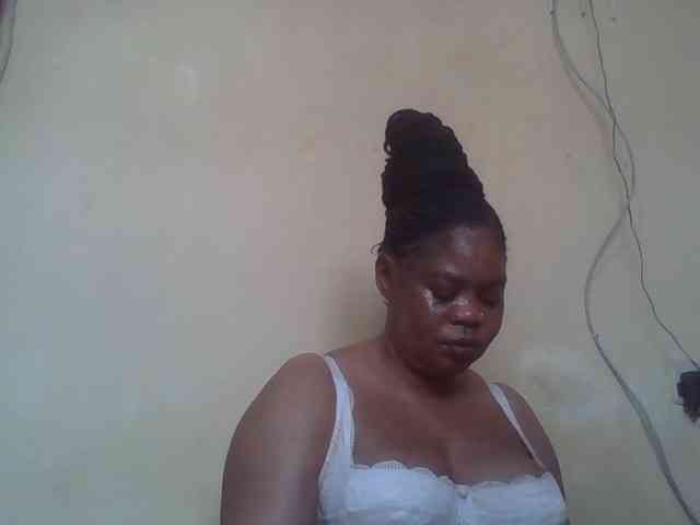 Sexydove webcam