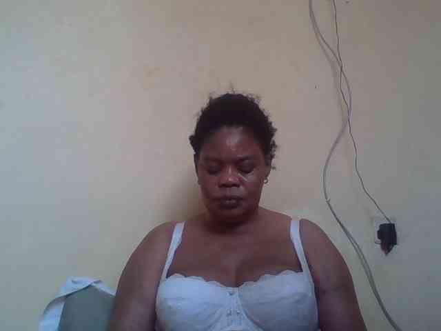 Sexydove webcam