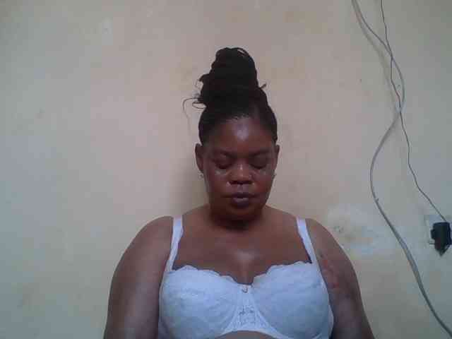 Sexydove webcam