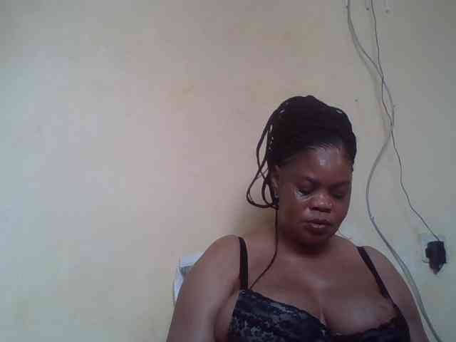 Sexydove webcam