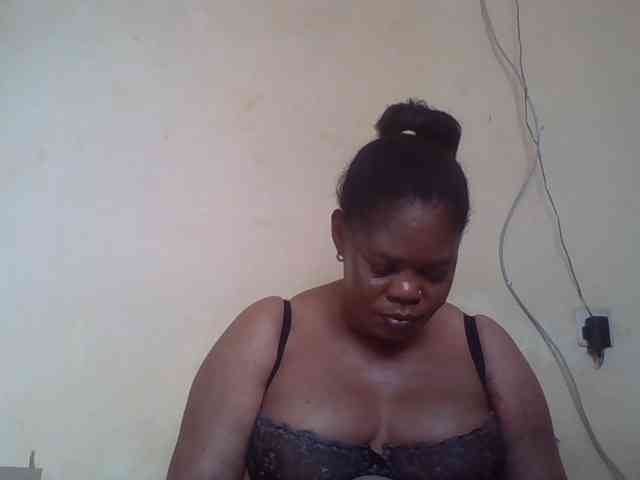 Sexydove webcam