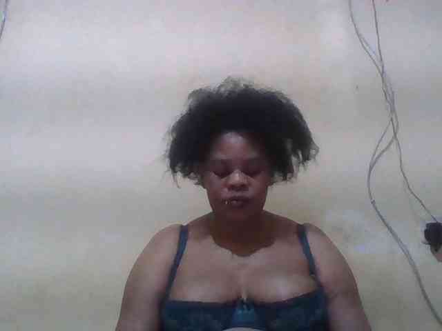 Sexydove webcam
