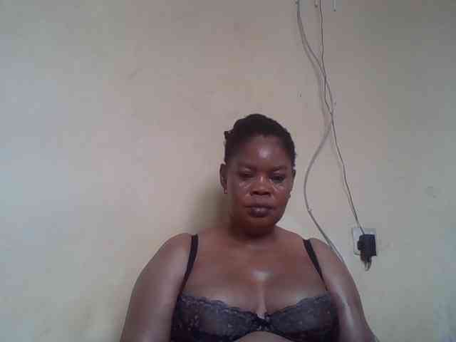 Sexydove webcam