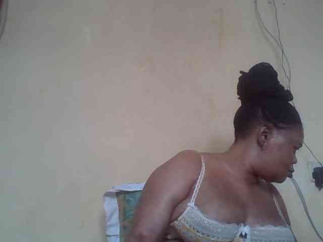 Sexydove webcam