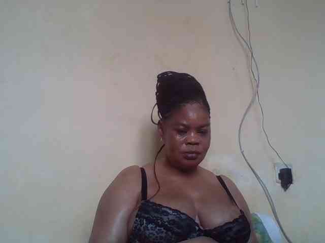 Sexydove webcam
