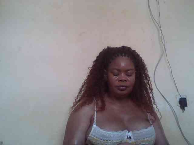 Sexydove webcam