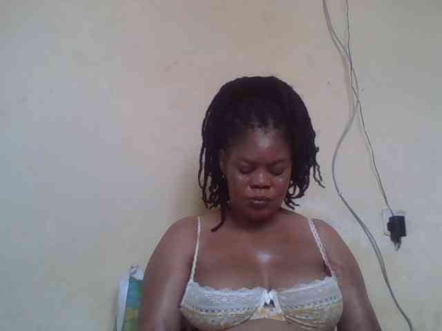 Sexydove webcam