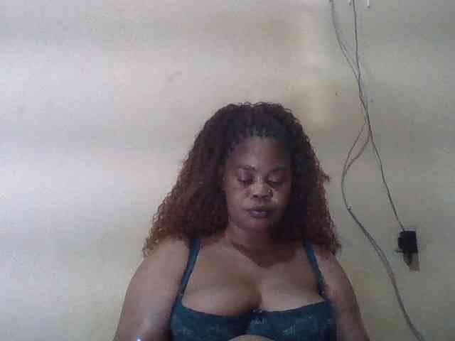 Sexydove webcam