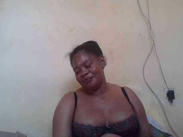 Sexydove webcam