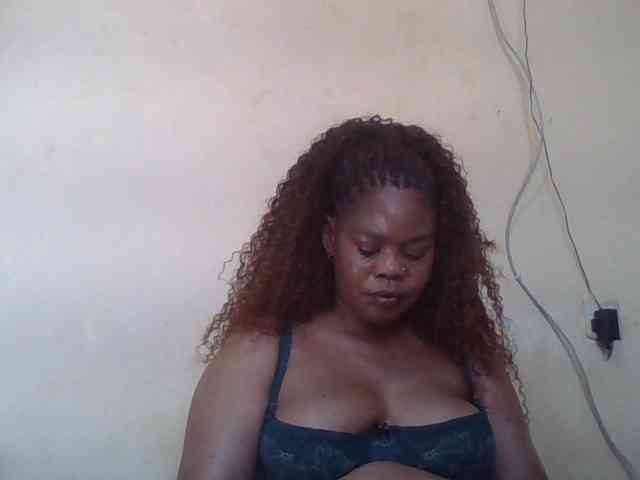 Sexydove webcam