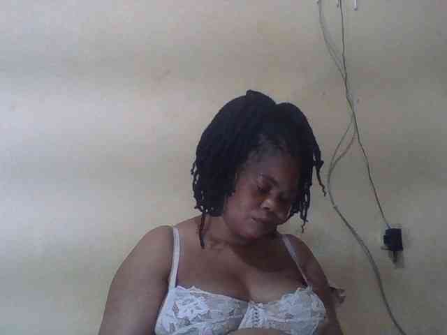 Sexydove webcam