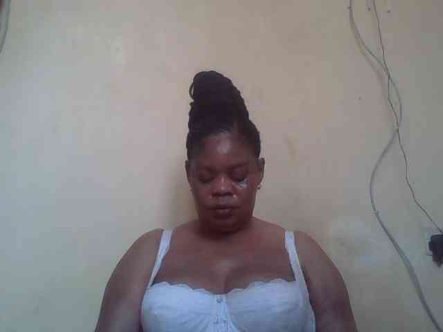 Sexydove webcam