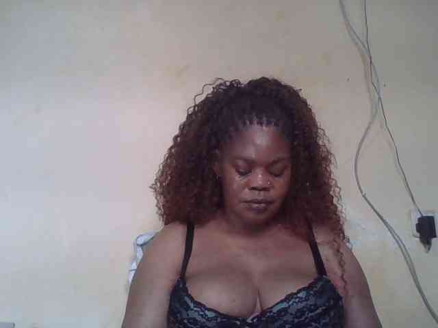 Sexydove webcam