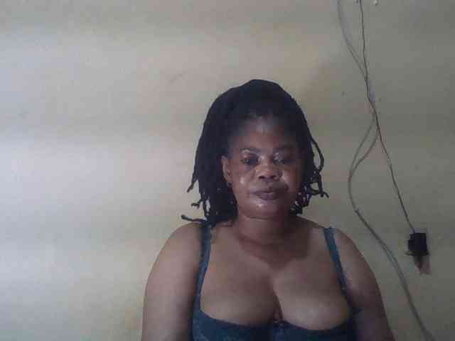Sexydove webcam