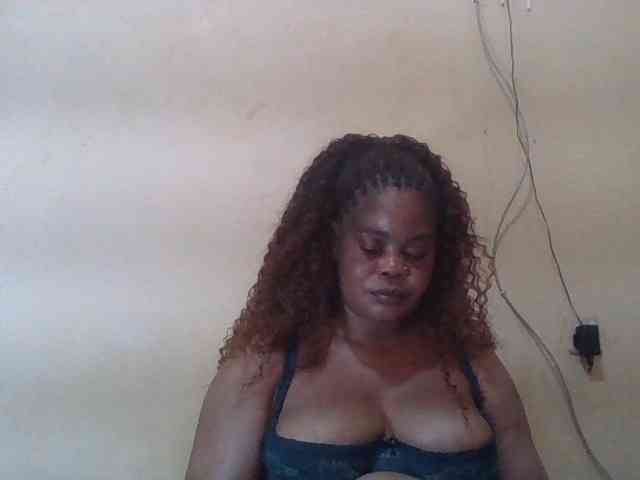Sexydove webcam