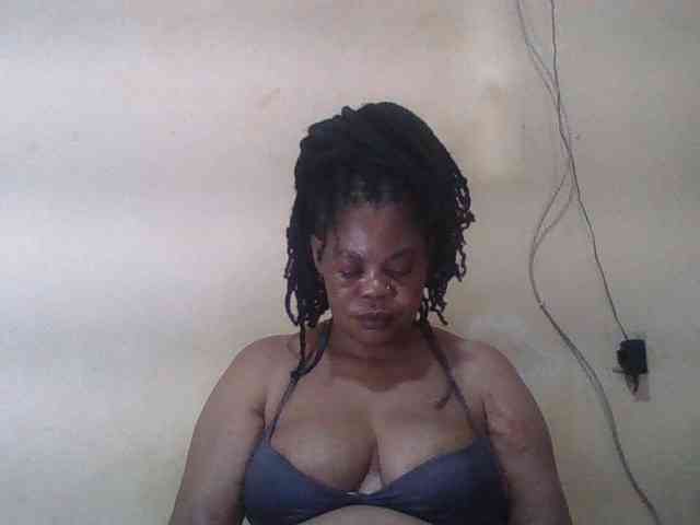 Sexydove webcam