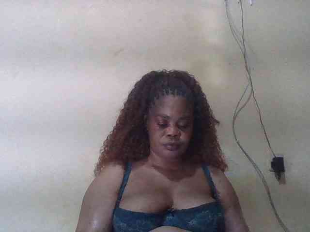 Sexydove webcam