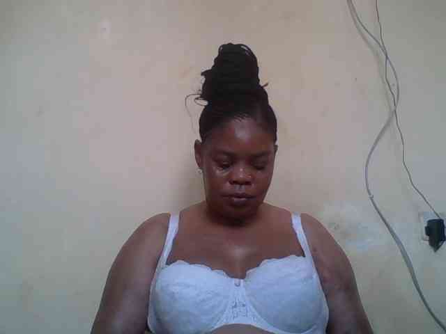 Sexydove webcam