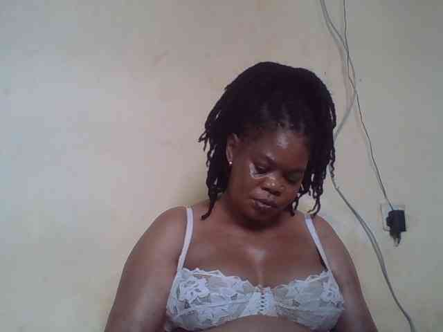 Sexydove webcam