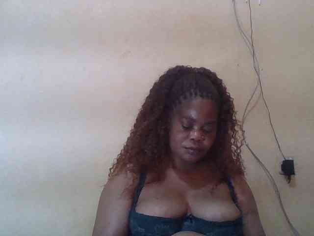 Sexydove webcam