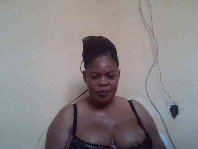 Sexydove webcam
