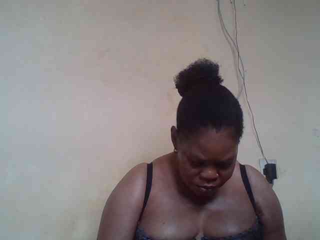 Sexydove webcam