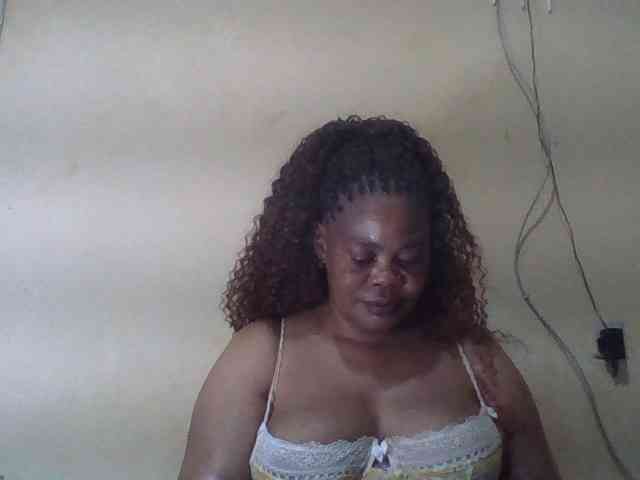 Sexydove webcam