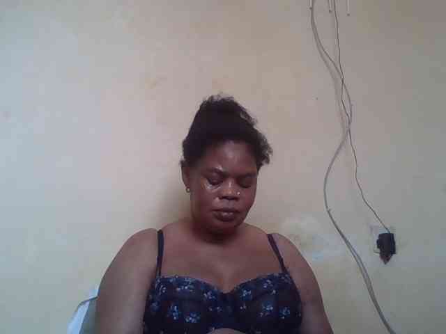 Sexydove webcam