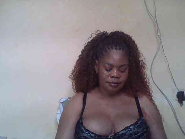 Sexydove webcam