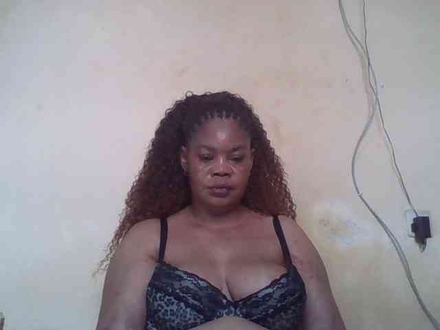 Sexydove webcam