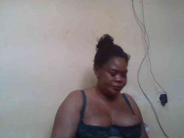 Sexydove webcam