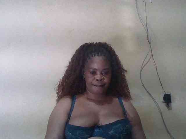 Sexydove webcam