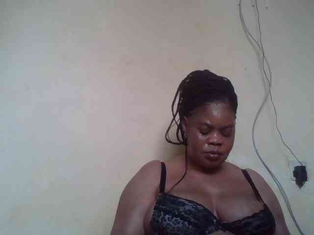 Sexydove webcam