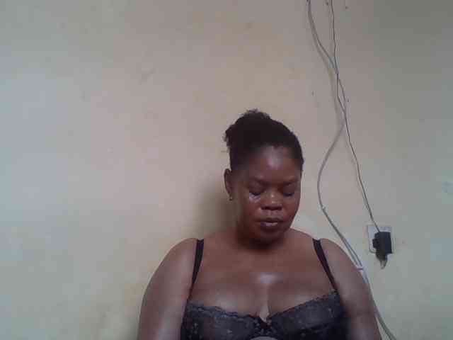 Sexydove webcam