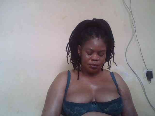 Sexydove webcam