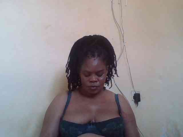 Sexydove webcam