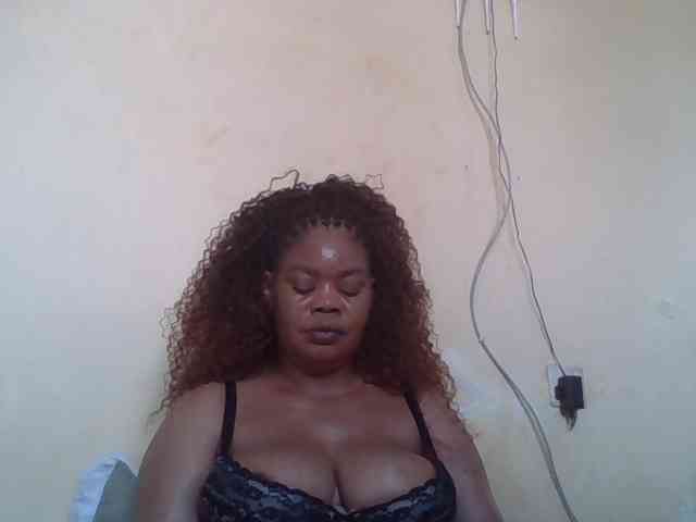 Sexydove webcam