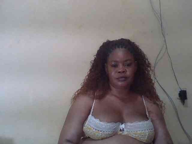 Sexydove webcam