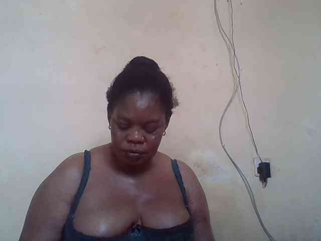 Sexydove webcam