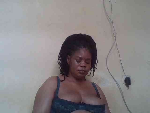 Sexydove webcam