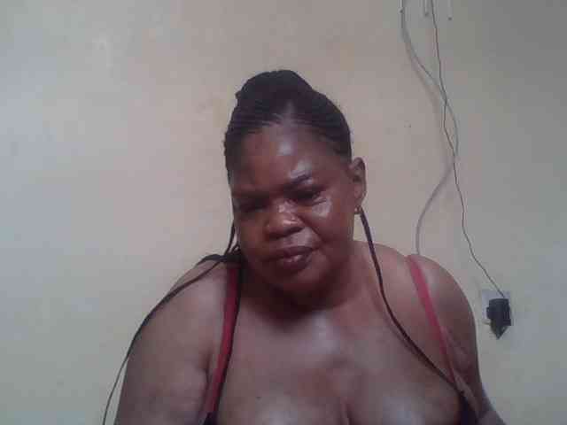 Sexydove webcam