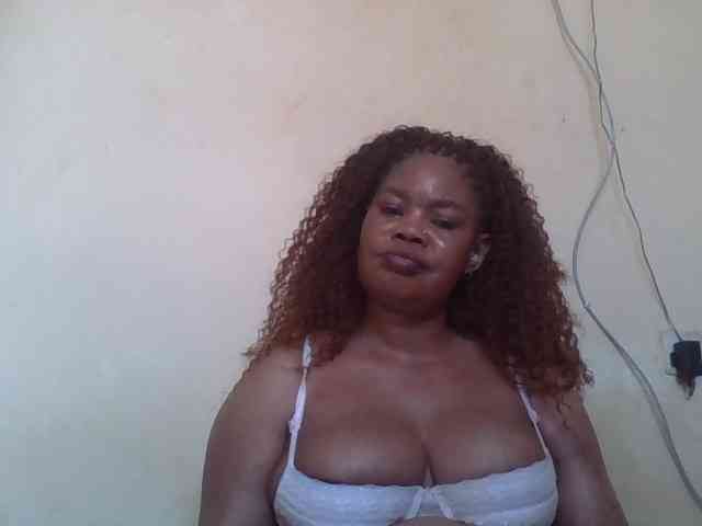 Sexydove webcam