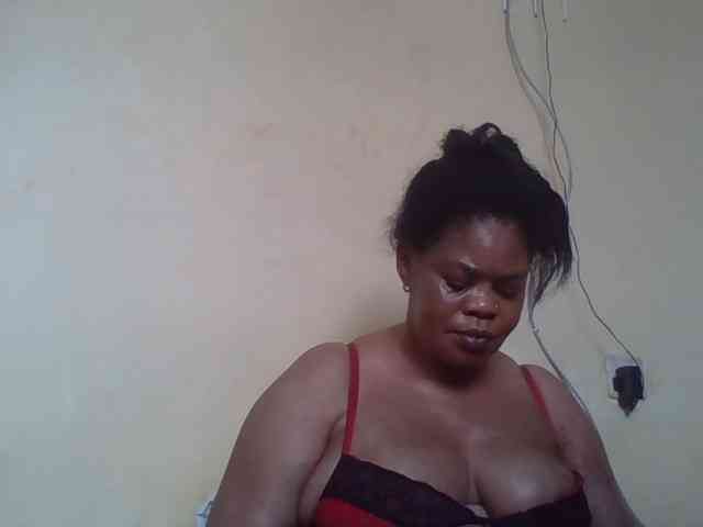 Sexydove webcam