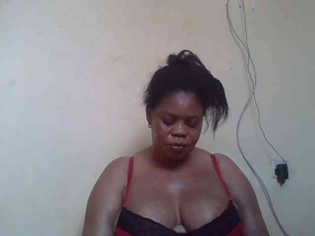 Sexydove webcam