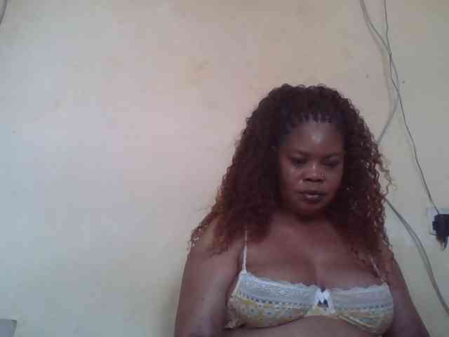 Sexydove webcam