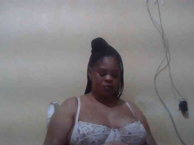 Sexydove webcam
