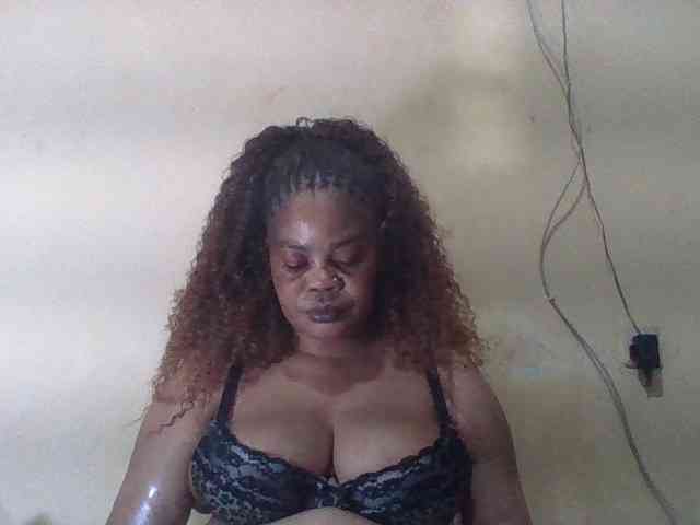 Sexydove webcam